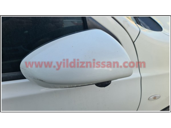 Nissan Qashqai Sağ Ayna